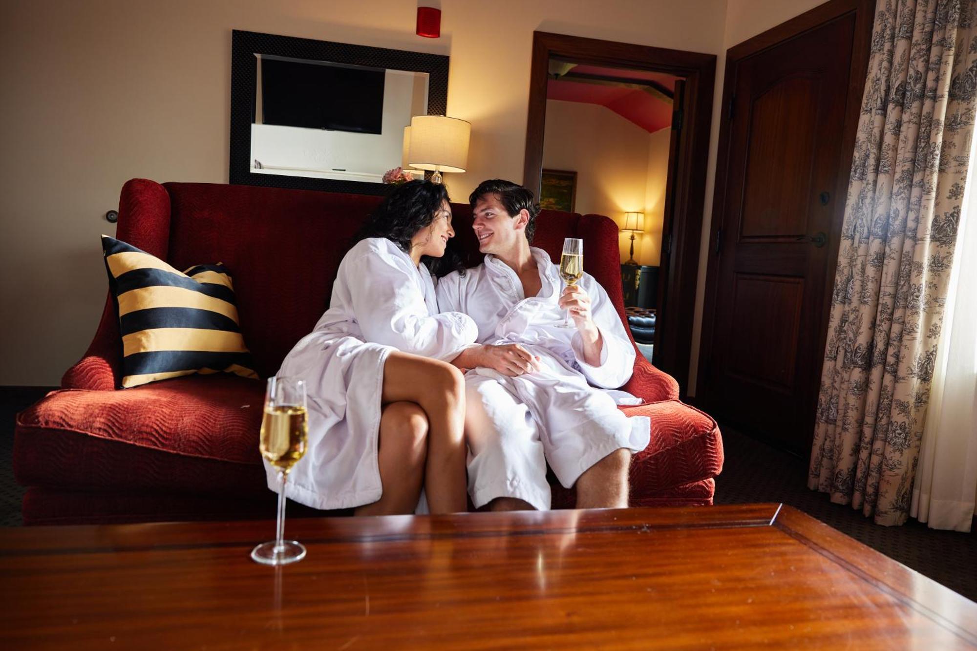 Mirbeau Inn & Spa - พลิมัท ภายนอก รูปภาพ
